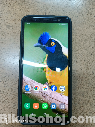 Samsung Galaxy j8